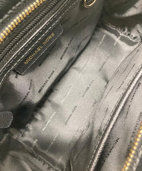 MICHAEL KORS（マイケル・コース）MICHAEL KORS (マイケル・コース) ショルダーバッグ　セルマ SELMA メッセンジャーバッグ  クロスボディ サッチェル 斜めがけ　ミニバッグ　通勤　通学 ブラック サイズ:実寸参照の古着・服飾アイテム