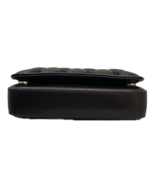 Maison Margiela（メゾンマルジェラ）Maison Margiela (メゾンマルジェラ) GLAM SLAM EMBROIDERY FLAP MINI ブラックの古着・服飾アイテム