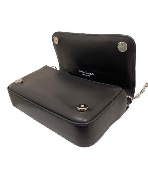 Maison Margiela（メゾンマルジェラ）Maison Margiela (メゾンマルジェラ) GLAM SLAM EMBROIDERY FLAP MINI ブラックの古着・服飾アイテム