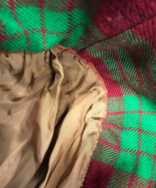 Yves Saint Laurent（イヴサンローラン）Yves Saint Laurent (イヴサンローラン) 金釦ショート丈Pコート ブラウン サイズ:Mの古着・服飾アイテム