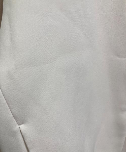 ELENDEEK（エレンディーク）ELENDEEK (エレンディーク) FORM SHORT CT  ファームショートジャケット　アウター　ライトアウター　セレモニー アイボリー サイズ:FREEの古着・服飾アイテム