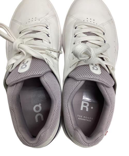 on（オン）On (オン) W The Roger Advantage(ザ ロジャー アドバンテージ) ホワイト サイズ:24.5の古着・服飾アイテム