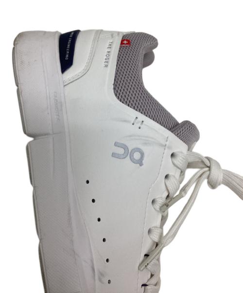 on（オン）On (オン) W The Roger Advantage(ザ ロジャー アドバンテージ) ホワイト サイズ:24.5の古着・服飾アイテム