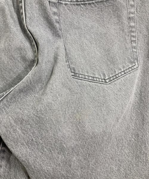 OUT OF FRAME（アウトオブフレーム）OUT OF FRAMe (アウトオブフレーム) gray denim パンツ　グレーデニムパンツ　日本製 グレー サイズ:38の古着・服飾アイテム