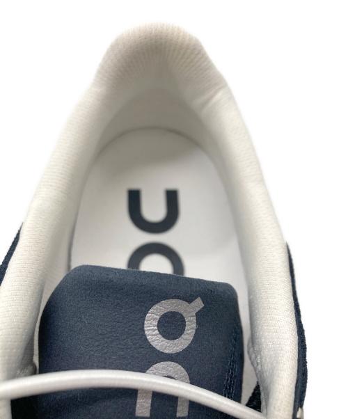 on（オン）On (オン) CLOUD ローカットスニーカー ネイビー サイズ:26.5cmの古着・服飾アイテム