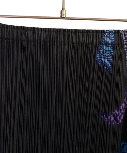 PLEATS PLEASE（プリーツプリーズ）PLEATS PLEASE (プリーツプリーズ) フィッシュプリントプリーツスカート ブラック サイズ:２の古着・服飾アイテム