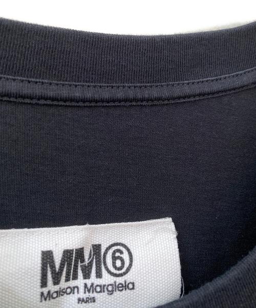 MM6 Maison Margiela（エムエムシックスメゾンマルジェラ）MM6 Maison Margiela (エムエムシックスメゾンマルジェラ) GRAPHIC PRINT T-SHIRT ブラック サイズ:Sの古着・服飾アイテム