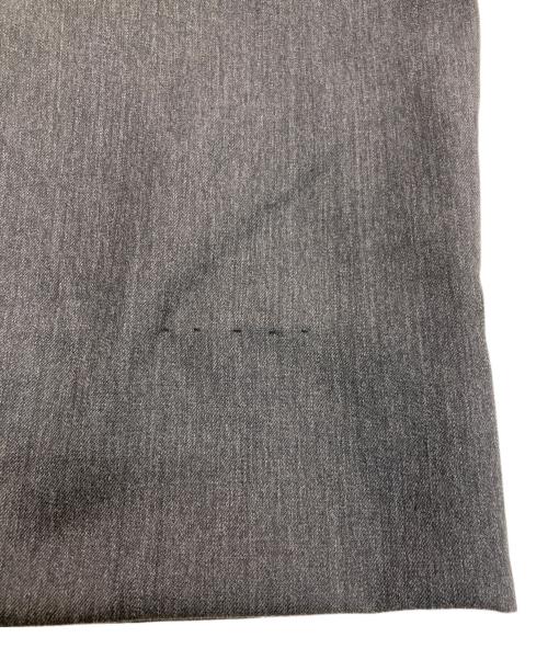 YLEVE（イレーヴ）YLEVE (イレーヴ) ウールモヘアギャバジンストレートレッグパンツ チャコールグレー サイズ:3の古着・服飾アイテム