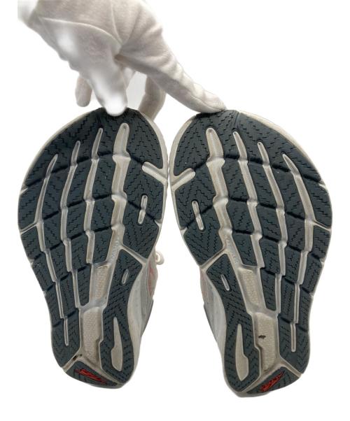ALTRA（アルトラ）ALTRA (アルトラ) TORIN 7 グレー×レッド サイズ:US7の古着・服飾アイテム