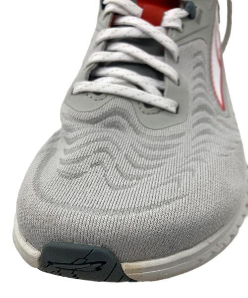 ALTRA（アルトラ）ALTRA (アルトラ) TORIN 7 グレー×レッド サイズ:US7の古着・服飾アイテム