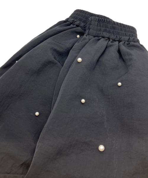 BEARDSLEY（ビアズリー）BEARDSLEY (ビアズリー) ランダムパールトップス ブラック サイズ:FREEの古着・服飾アイテム