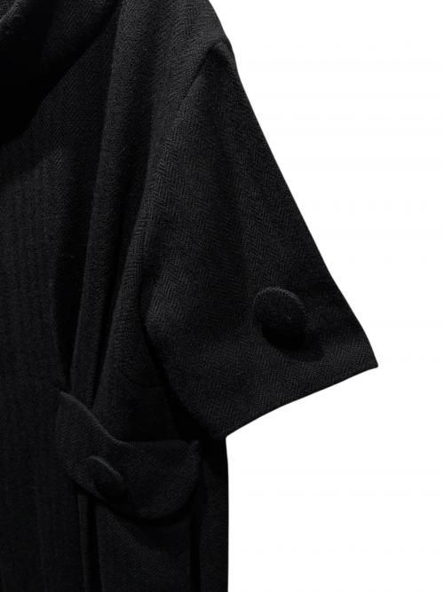 PRADA（プラダ）PRADA (プラダ) 半袖シェブロンウールドレス ブラック サイズ:36の古着・服飾アイテム