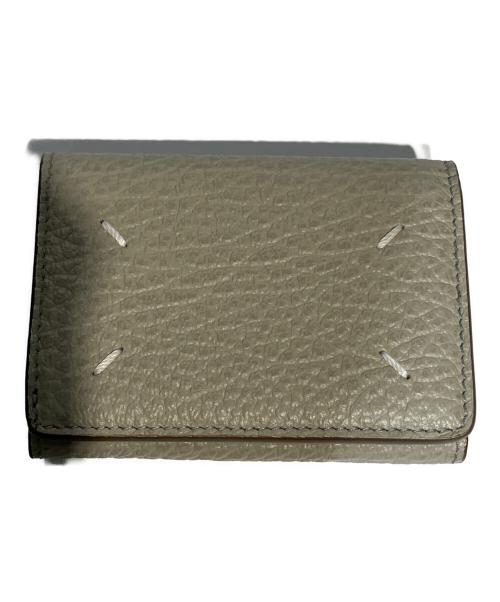 Maison Margiela（メゾンマルジェラ）Maison Margiela (メゾンマルジェラ) グレインレザー 3つ折り 財布 ベージュの古着・服飾アイテム