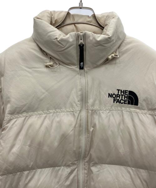 THE NORTH FACE WHITE LABEL（ザノースフェイスホワイトレーベル）THE NORTH FACE WHITE LABEL (ザノースフェイスホワイトレーベル) NUPTSE ON BALL JACKET アイボリー サイズ:Lの古着・服飾アイテム
