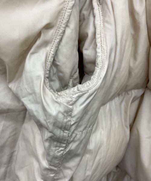 THE NORTH FACE WHITE LABEL（ザノースフェイスホワイトレーベル）THE NORTH FACE WHITE LABEL (ザノースフェイスホワイトレーベル) NUPTSE ON BALL JACKET アイボリー サイズ:Lの古着・服飾アイテム