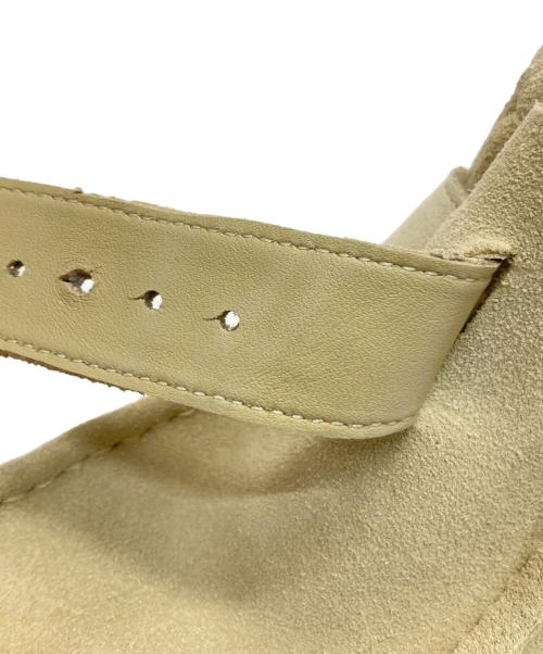 CLARKS ORIGINALS（クラークス オリジナルズ）Clarks Originals (クラークス オリジナルズ) Needles (ニードルズ) Wallabee BT - Peace Buckle ベージュ サイズ:EU41の古着・服飾アイテム