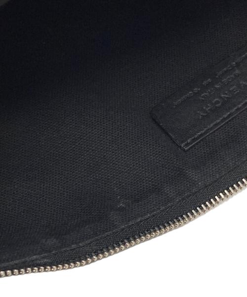 GIVENCHY（ジバンシィ）GIVENCHY (ジバンシィ) Disney (ディズニー) バンビ クラッチバッグ ブラックの古着・服飾アイテム