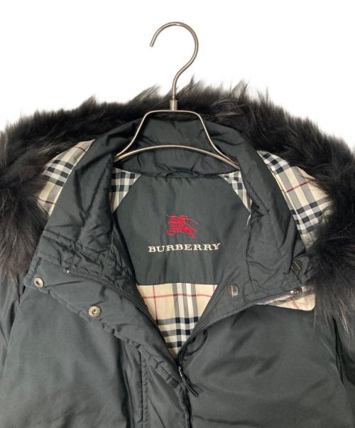 BURBERRY（バーバリー）BURBERRY (バーバリー) ラクーンファー フーデッドダウンコート ブラック サイズ:9の古着・服飾アイテム