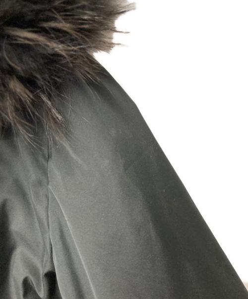 BURBERRY（バーバリー）BURBERRY (バーバリー) ラクーンファー フーデッドダウンコート ブラック サイズ:9の古着・服飾アイテム