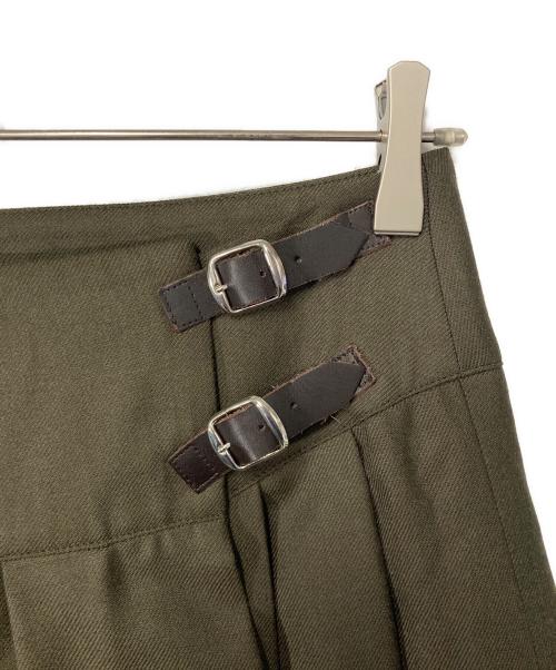 O'NEIL OF DUBLIN（オニールオブダブリン）O'NEIL OF DUBLIN (オニールオブダブリン) Spick and Span (スピックアンドスパン) 別注 ウール サイドベルト プリーツスカート オリーブ サイズ:36の古着・服飾アイテム