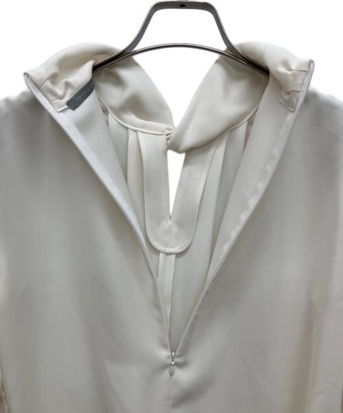theory luxe（セオリーリュクス）theory luxe (セオリーリュクス) MARVINE SANDY　マーヴィン・サンディ　長袖ブラウス アイボリー サイズ:38の古着・服飾アイテム