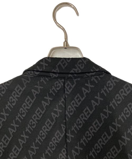 1PIU1UGUALE3 RELAX（ウノピゥウノウグァーレトレ リラックス）1piu1uguale3 relax (ウノピゥウノウグァーレトレ リラックス) 総柄ロゴジャガードジャケット ブラック サイズ:XLの古着・服飾アイテム