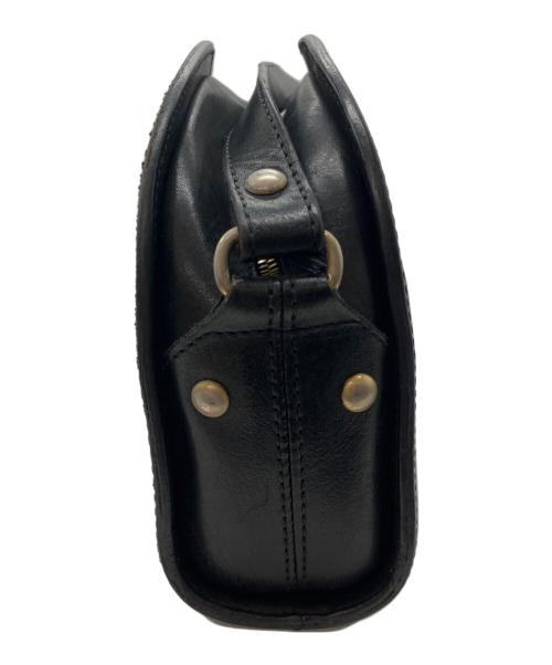 A.P.C.（アーペーセー）A.P.C. (アーペーセー) ハーフムーン ショルダーバッグ ブラックの古着・服飾アイテム