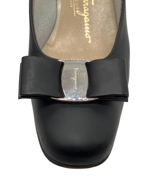 Salvatore Ferragamo（サルヴァトーレ フェラガモ）Salvatore Ferragamo (サルヴァトーレ フェラガモ) リボンパンプス ブラック サイズ:6の古着・服飾アイテム