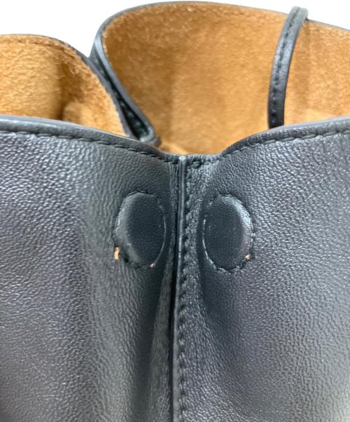 BOTTEGA VENETA（ボッテガベネタ）BOTTEGA VENETA (ボッテガベネタ) ドロップスモールバケットバッグ ブラックの古着・服飾アイテム