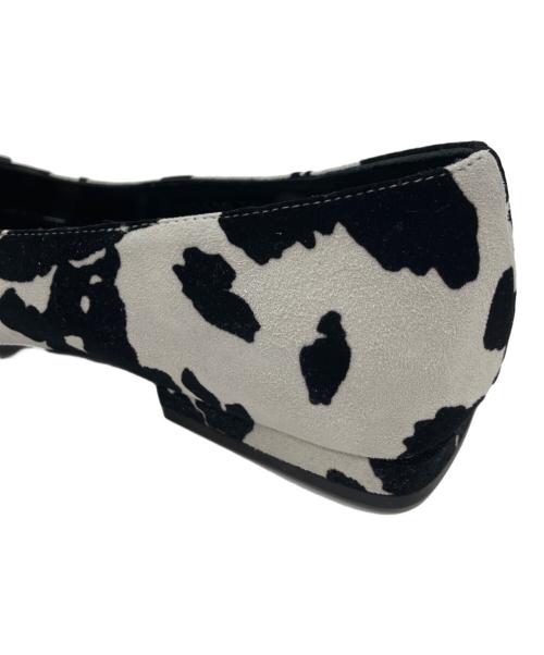 sergio rossi（セルジオロッシ）sergio rossi (セルジオロッシ) COW FLOCK アニマル柄パンプス ブラック×ホワイト サイズ:34 1/2の古着・服飾アイテム