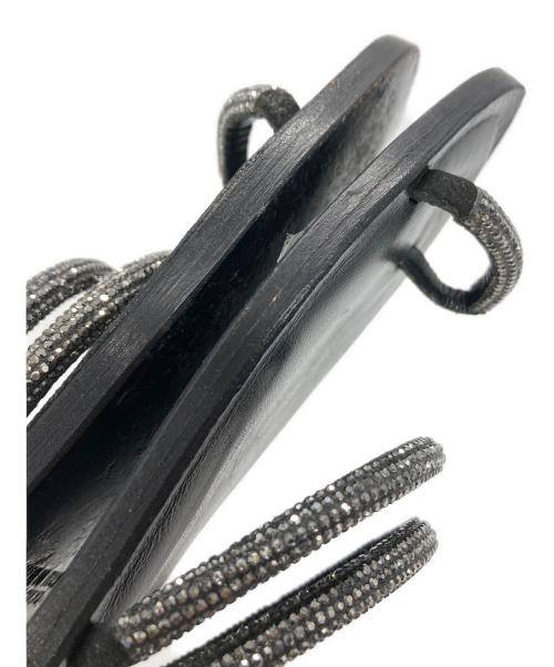 FABIO RUSCONI（ファビオルスコーニ）FABIO RUSCONI (ファビオルスコーニ) クリスタルストーン トング レザー フラットサンダル ブラック サイズ:SIZE 37の古着・服飾アイテム