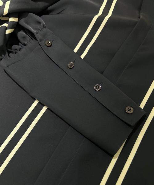 HYKE（ハイク）HYKE (ハイク) PRINTED BALLOON SLEEVE DRESS ネイビー サイズ:1の古着・服飾アイテム