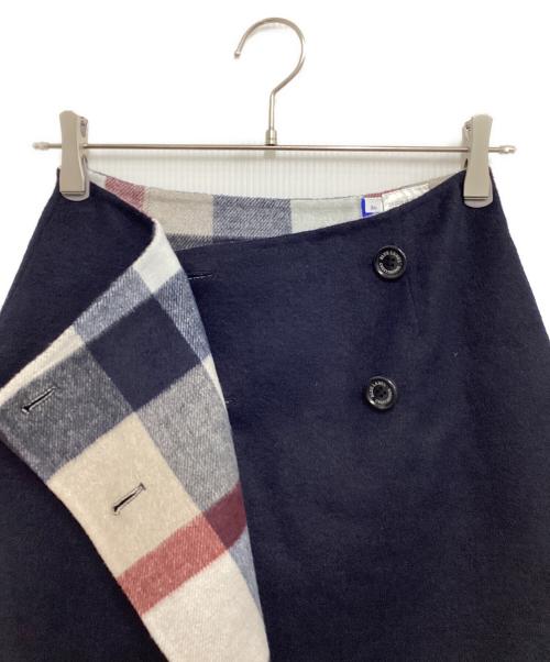 BLUE LABEL CRESTBRIDGE（ブルーレーベルクレストブリッジ）BLUE LABEL CRESTBRIDGE (ブルーレーベルクレストブリッジ) チェックリバーポリウール巻きスカート ネイビー サイズ:36の古着・服飾アイテム