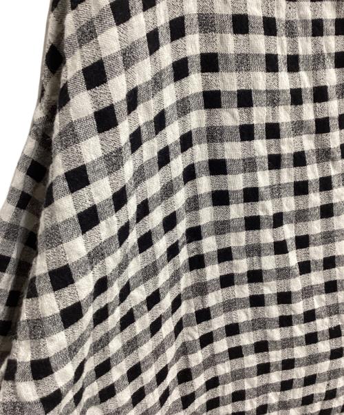 Isabella Stefanelli（イザベラステファネリ）Isabella Stefanelli (イザベラステファネリ) リバーシブルコート ホワイト×ブラック サイズ:不明の古着・服飾アイテム