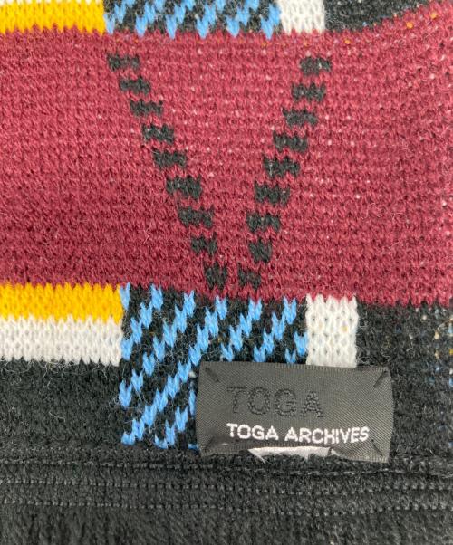 TOGA ARCHIVES（トーガアーカイブス）TOGA ARCHIVES (トーガアーカイブス) LOGO SCARF/ロゴスカーフ ブラックの古着・服飾アイテム
