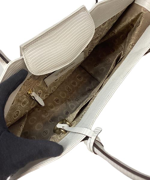 TOFF&LOADSTONE（トフアンドロードストーン）TOFF&LOADSTONE (トフアンドロードストーン) ビアントートバッグL グレーの古着・服飾アイテム