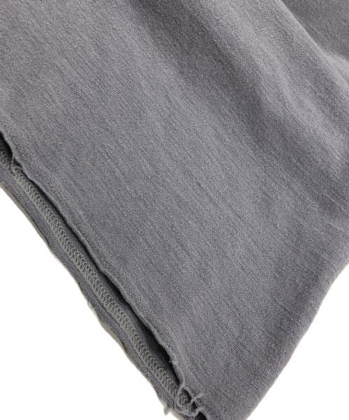 ISSEY MIYAKE（イッセイミヤケ）ISSEY MIYAKE (イッセイミヤケ) タートルネックニット グレー サイズ:3の古着・服飾アイテム