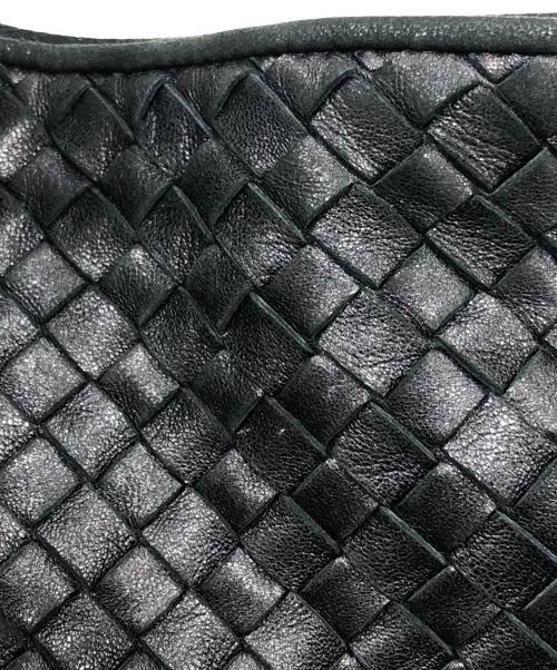 BOTTEGA VENETA（ボッテガベネタ）BOTTEGA VENETA (ボッテガベネタ) イントレチャート セミショルダーバッグ ブラックの古着・服飾アイテム