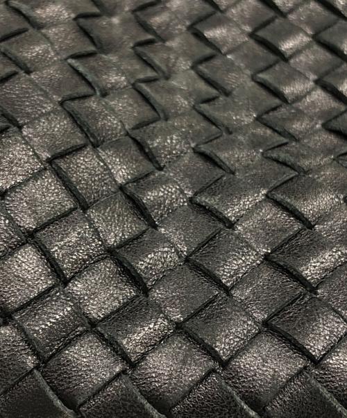 BOTTEGA VENETA（ボッテガベネタ）BOTTEGA VENETA (ボッテガベネタ) イントレチャート セミショルダーバッグ ブラックの古着・服飾アイテム