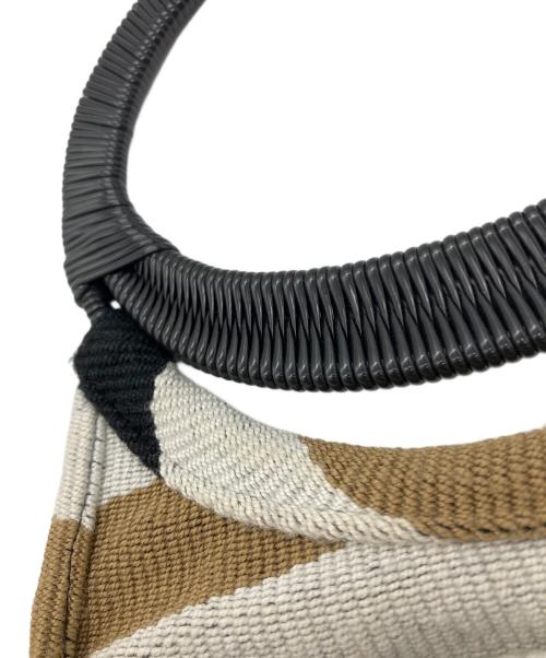 MARNI（マルニ）MARNI (マルニ) MARKET BOAT BAG ブラックの古着・服飾アイテム