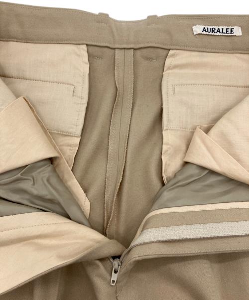 AURALEE（オーラリー）AURALEE (オーラリー) SUPER SOFT WOOL FLANNEL SLACKS ベージュ サイズ:4の古着・服飾アイテム
