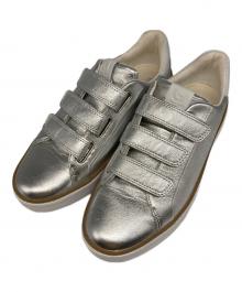 COLE HAAN（コールハーン）の古着「グランドプロ トップスピン トリプルストラップ スニーカー」｜シルバー