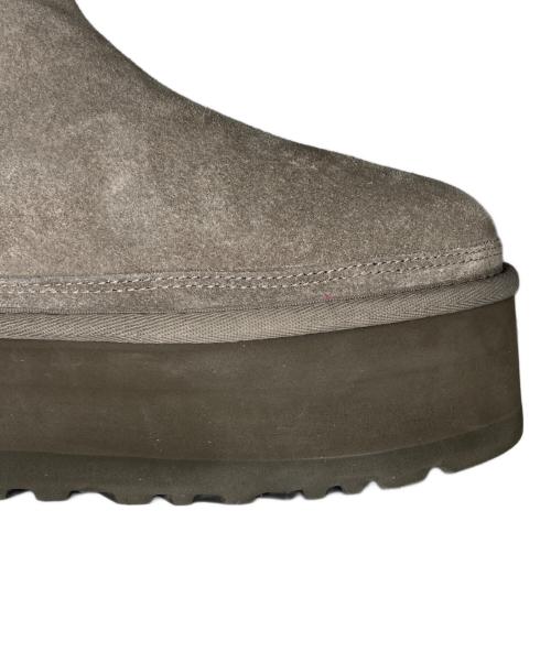 UGG（アグ）UGG (アグ) Neumel Platform Chelsea ニューメル プラットフォーム チェルシー ベージュ サイズ:25の古着・服飾アイテム
