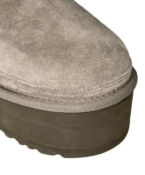 UGG（アグ）UGG (アグ) Neumel Platform Chelsea ニューメル プラットフォーム チェルシー ベージュ サイズ:25の古着・服飾アイテム