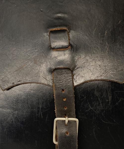 FERNAND LEATHER（フェルナンド レザー）FERNAND LEATHER (フェルナンド レザー) レザー ショルダー バッグ ブラック サイズ:サイズ詳細参照の古着・服飾アイテム