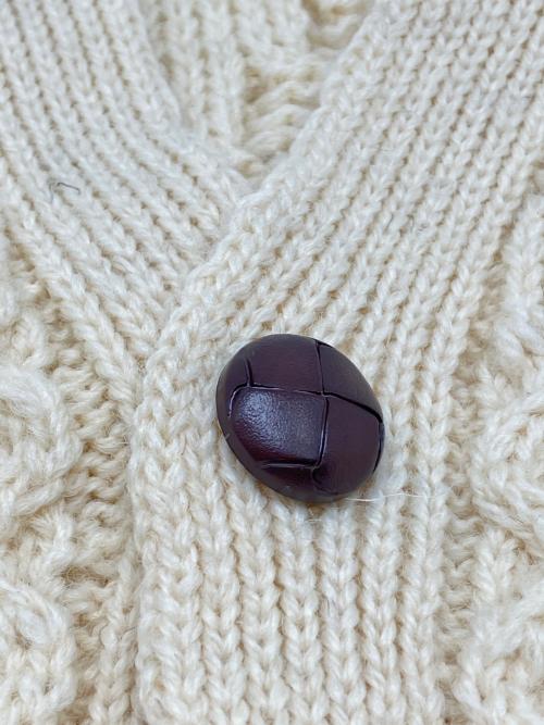 oldderby Knitwear（オールドダービーニットウェア）oldderby Knitwear (オールドダービーニットウェア) ケーブルニットカーディガン アイボリー サイズ:XLの古着・服飾アイテム