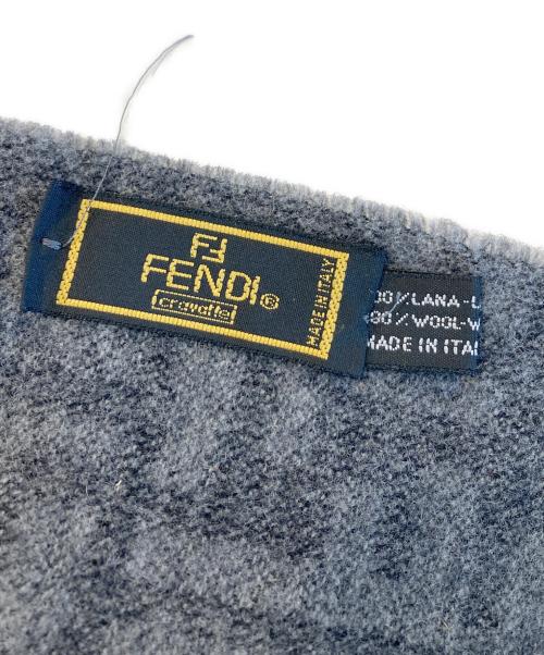 FENDI（フェンディ）FENDI (フェンディ) ズッカ柄フリンジウールマフラー グレーの古着・服飾アイテム