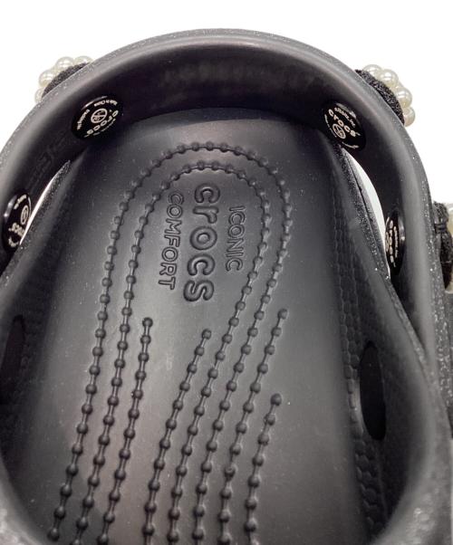 crocs（クロックス）crocs (クロックス) UNITED ARROWS (ユナイテッドアローズ) クラシックプラットフォーム グリッターサンダル ブラック サイズ:6の古着・服飾アイテム