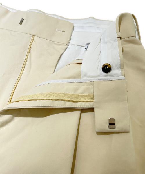 BOTTEGA VENETA（ボッテガベネタ）BOTTEGA VENETA (ボッテガベネタ) タックワイドショートパンツ/651652 V0BS0 クリーム サイズ:40の古着・服飾アイテム