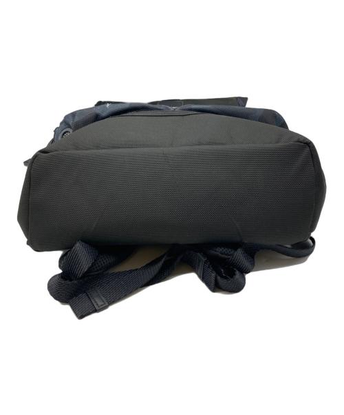 TUMI（トゥミ）TUMI (トゥミ) ロールトップバックパック ネイビーの古着・服飾アイテム